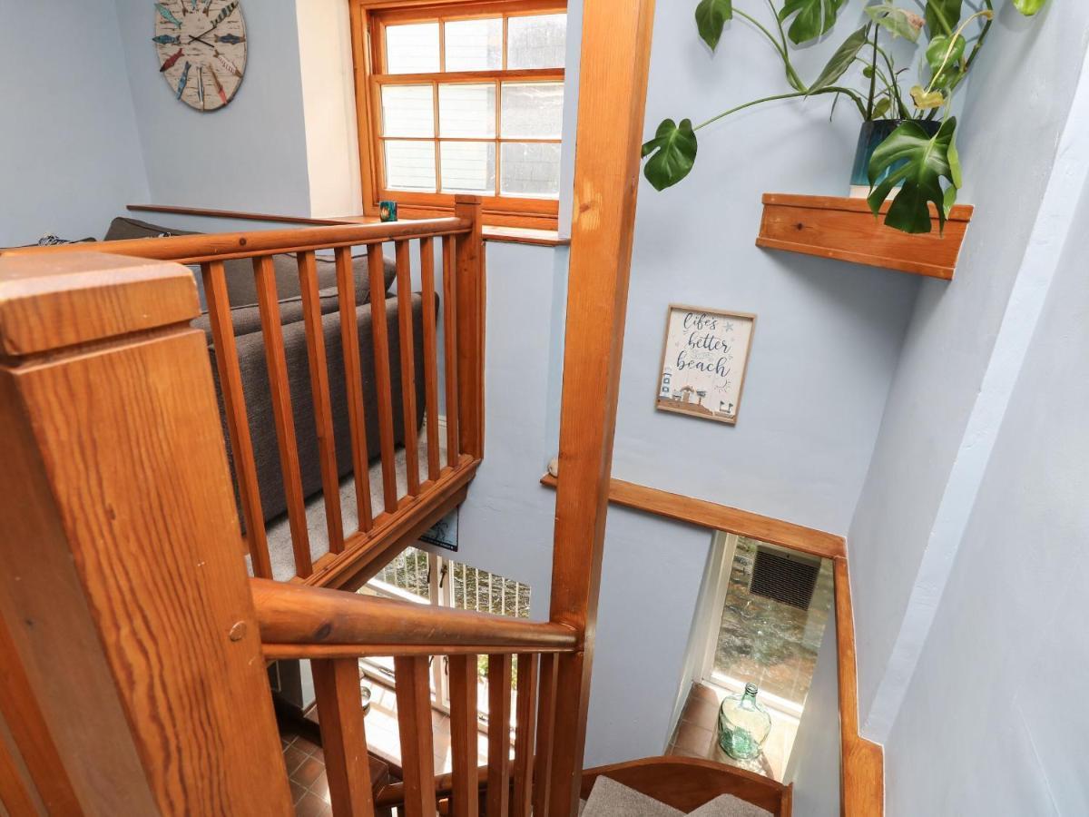 Riverdance Cottage Lyme Regis Bagian luar foto