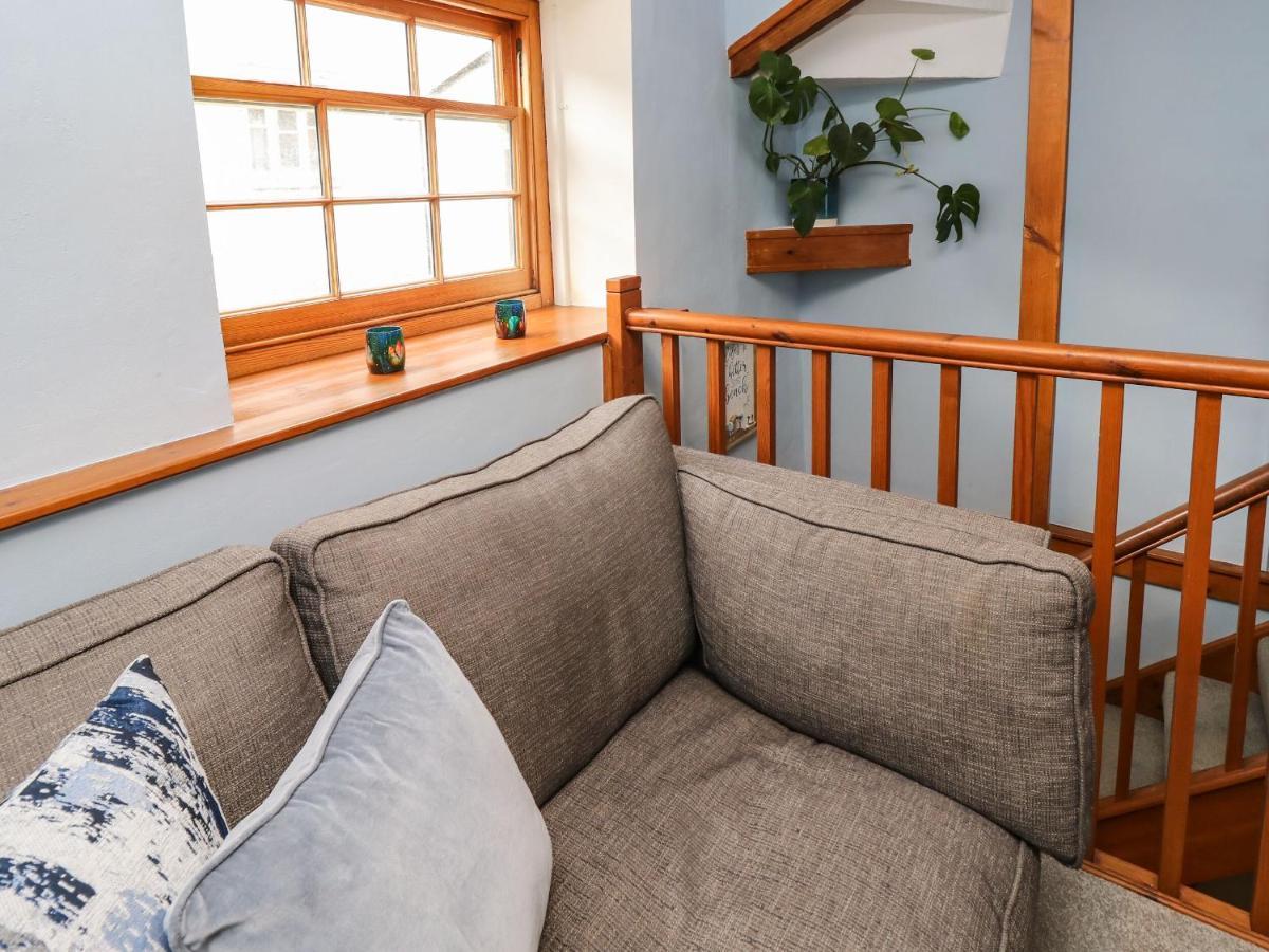 Riverdance Cottage Lyme Regis Bagian luar foto