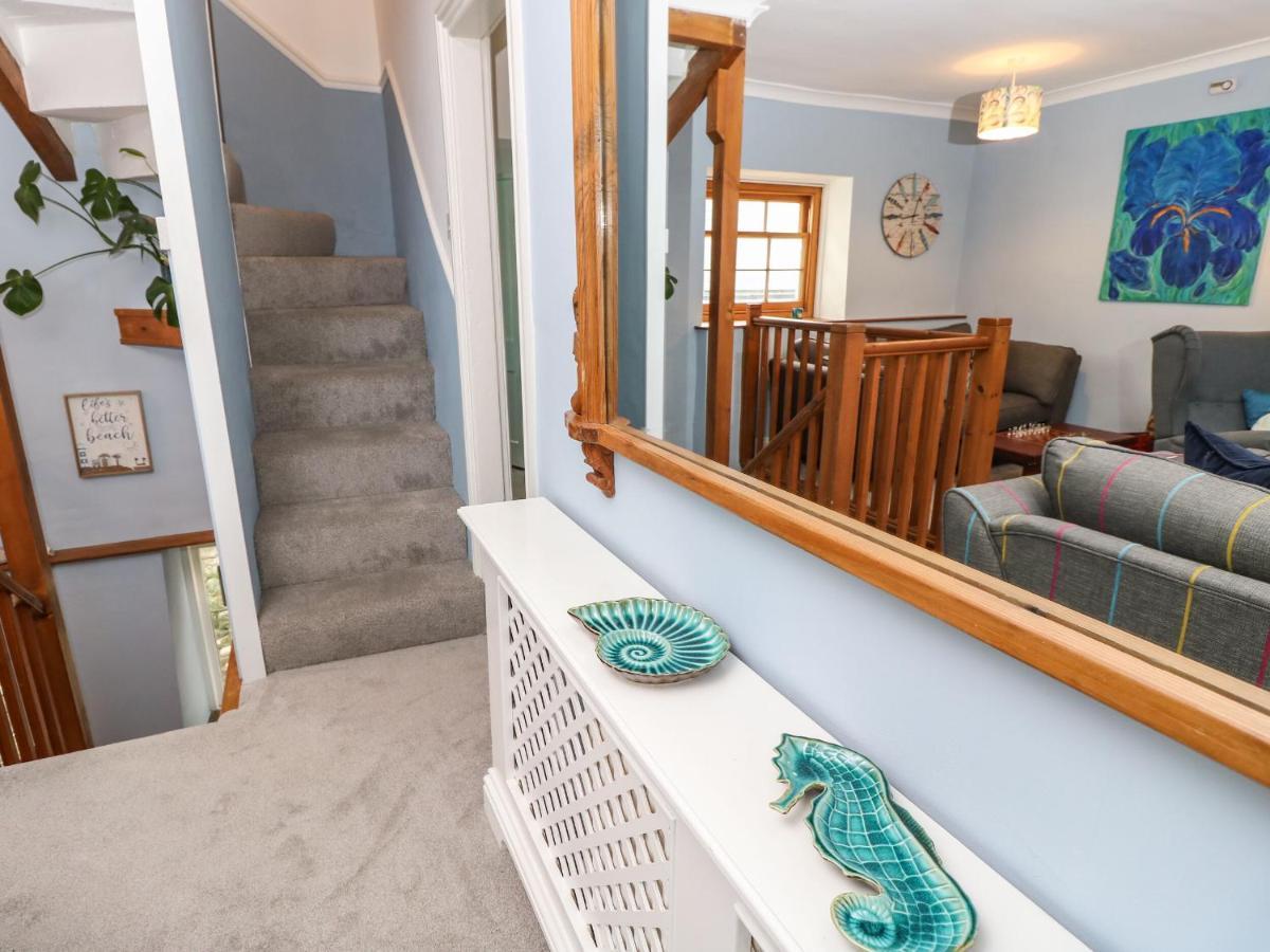Riverdance Cottage Lyme Regis Bagian luar foto