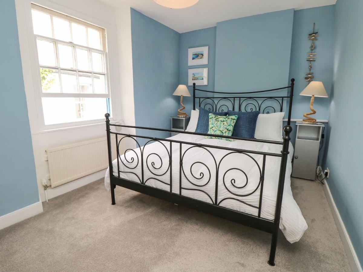 Riverdance Cottage Lyme Regis Bagian luar foto